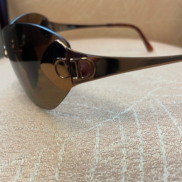 Christian Dior Authentic Meteore Shield Sunglasses in brown, EUC - Picture 2 of 11